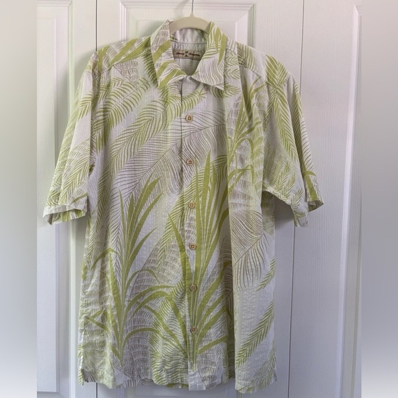 Tommy Bahama Other - Tommy Bahama Green and White Casual Button Down Shirt- Medium